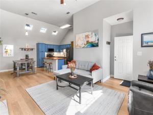 MLS #21080753 image #0