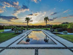 MLS #21081100 image #0