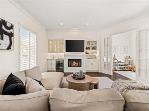 MLS #21081356 image #0