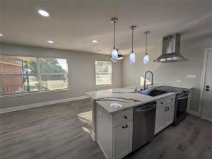 MLS #21081636 image #0