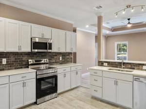 MLS #21081641 image #0