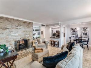 MLS #21082447 image #0