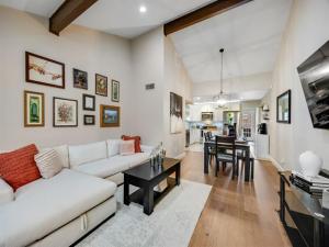 MLS #21082513 image #0