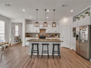 MLS #21082644 image #0