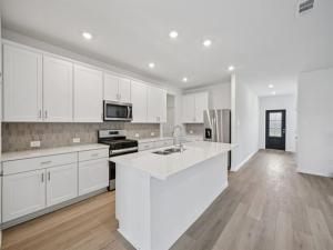 MLS #21085138 image #0