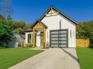 MLS #21088061 image #0