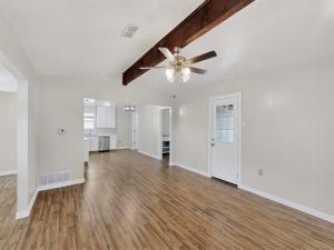 MLS #21093861 image #0