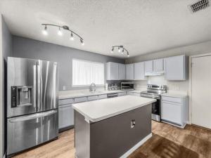 MLS #21093960 image #0