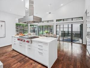 MLS #21094039 image #0