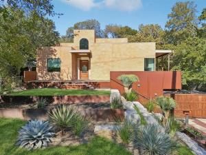 MLS #21095321 image #0