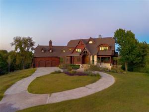 MLS #21095532 image #0