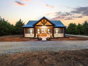 MLS #21097413 image #0