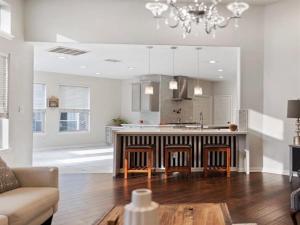 MLS #21098748 image #0