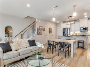 MLS #21098781 image #0