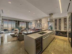 MLS #21099068 image #0