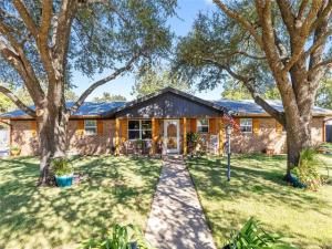 MLS #21100601 image #0