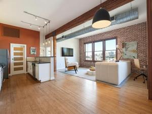 MLS #21104273 image #0