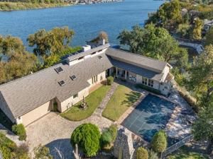 MLS #21105838 image #0