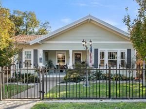 MLS #21107923 image #0