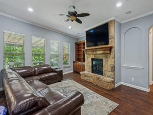 MLS #21108907 image #0