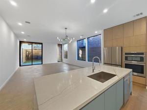 MLS #21110347 image #0