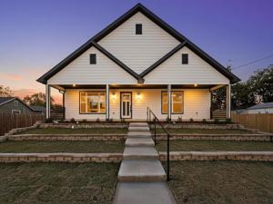 MLS #21112843 image #0