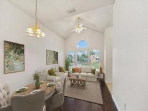 MLS #21130273 image #0