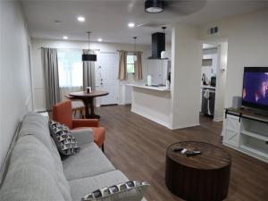 MLS #21135029 image #0