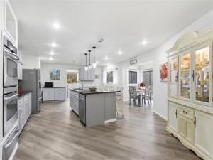 MLS #21136372 image #0