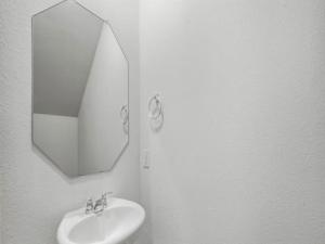 MLS #21137780 image #0