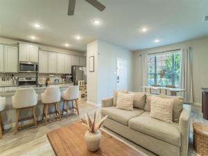 MLS #21144154 image #0