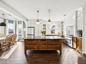 MLS #21145435 image #0