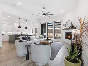 MLS #21151945 image #0