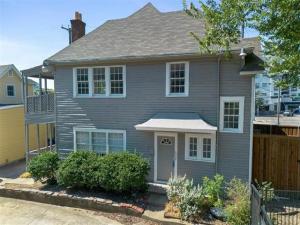 MLS #21160693 image #0