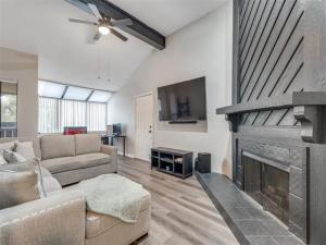 MLS #21163457 image #0