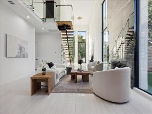 MLS #21178355 image #0