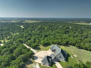 MLS #21189602 image #0