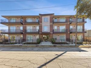 MLS #21197597 image #0