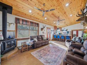 MLS #21208240 image #0