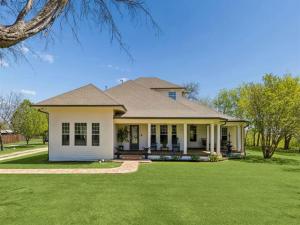 MLS #21218898 image #0