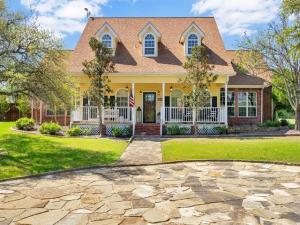MLS #21221417 image #0