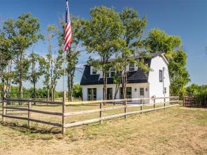 MLS #21225709 image #0