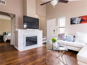 MLS #21227872 image #0