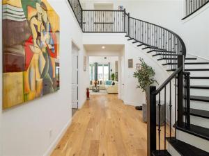 MLS #21228359 image #0