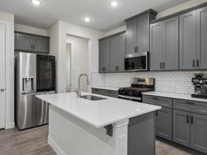 MLS #21228562 image #0