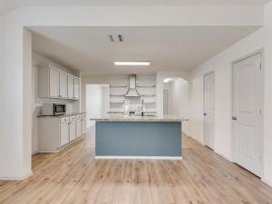 MLS #21228577 image #0