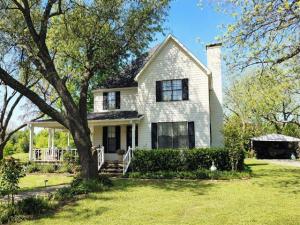MLS #21231828 image #0