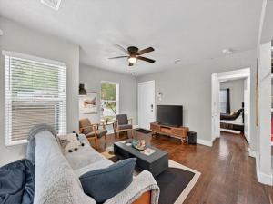 MLS #21233159 image #0