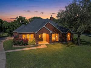 MLS #21233828 image #0