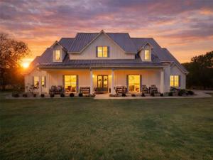 MLS #21235502 image #0